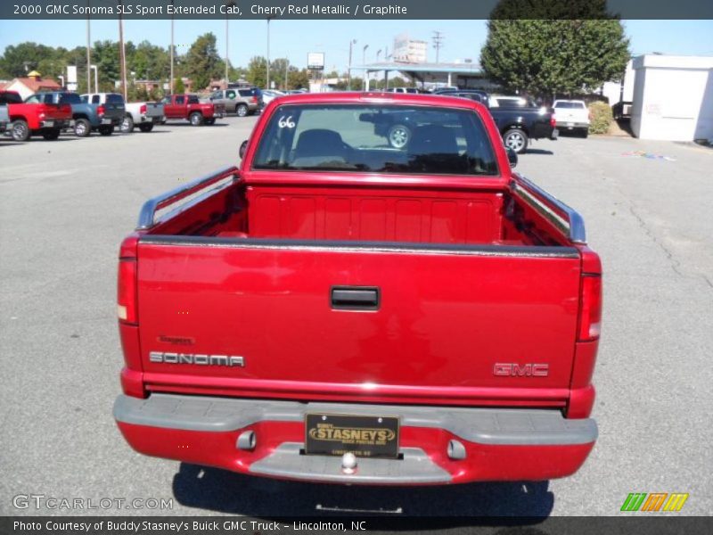 Cherry Red Metallic / Graphite 2000 GMC Sonoma SLS Sport Extended Cab