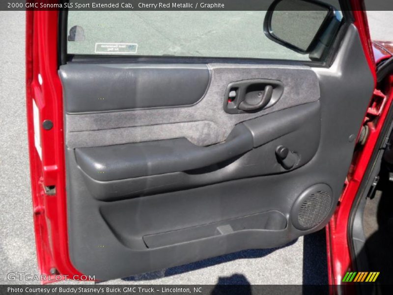 Cherry Red Metallic / Graphite 2000 GMC Sonoma SLS Sport Extended Cab