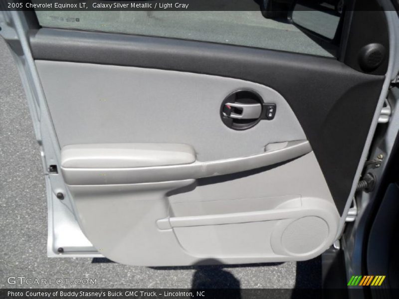 Galaxy Silver Metallic / Light Gray 2005 Chevrolet Equinox LT