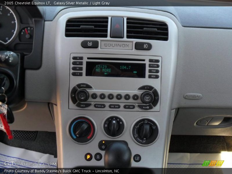 Galaxy Silver Metallic / Light Gray 2005 Chevrolet Equinox LT