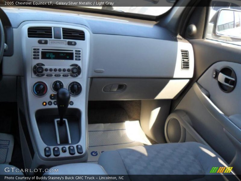 Galaxy Silver Metallic / Light Gray 2005 Chevrolet Equinox LT