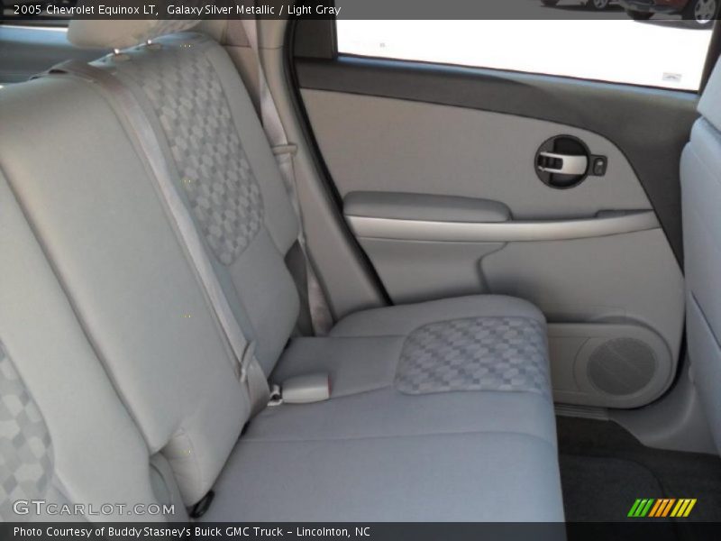 Galaxy Silver Metallic / Light Gray 2005 Chevrolet Equinox LT