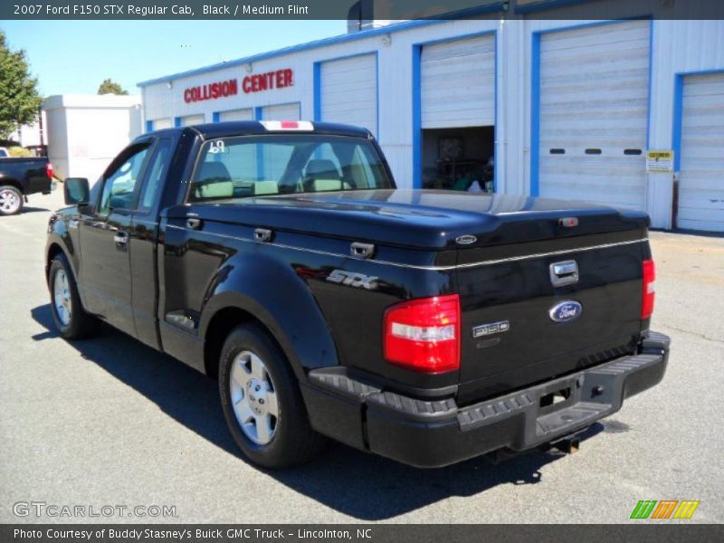Black / Medium Flint 2007 Ford F150 STX Regular Cab
