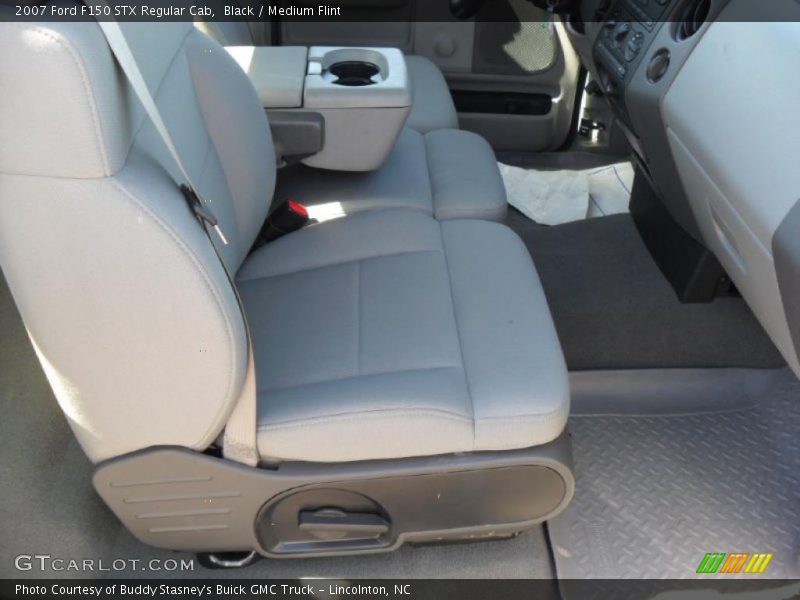 Black / Medium Flint 2007 Ford F150 STX Regular Cab