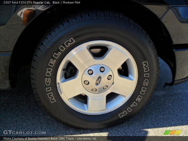 Black / Medium Flint 2007 Ford F150 STX Regular Cab