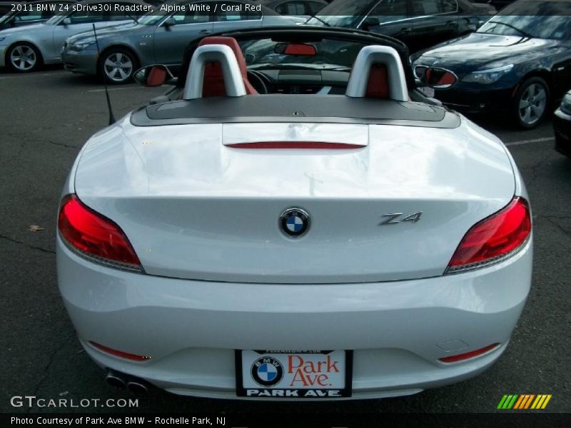 Alpine White / Coral Red 2011 BMW Z4 sDrive30i Roadster