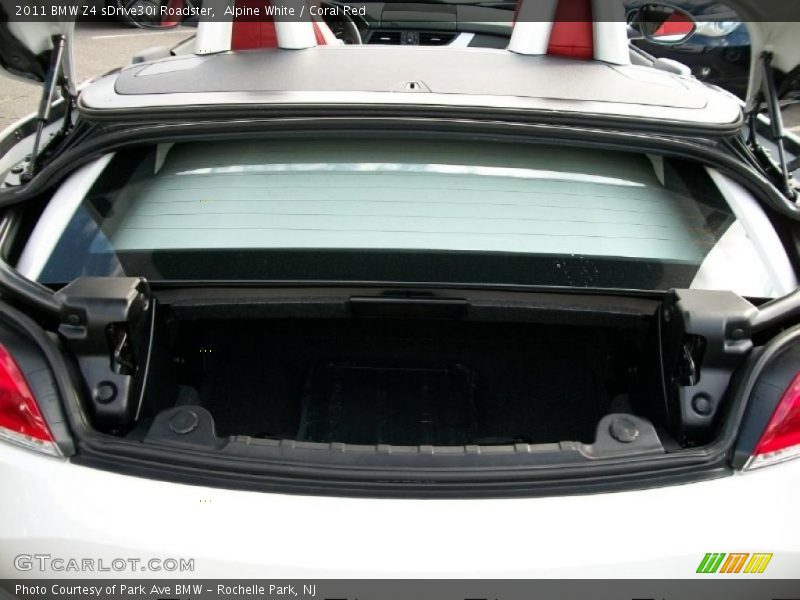 Alpine White / Coral Red 2011 BMW Z4 sDrive30i Roadster