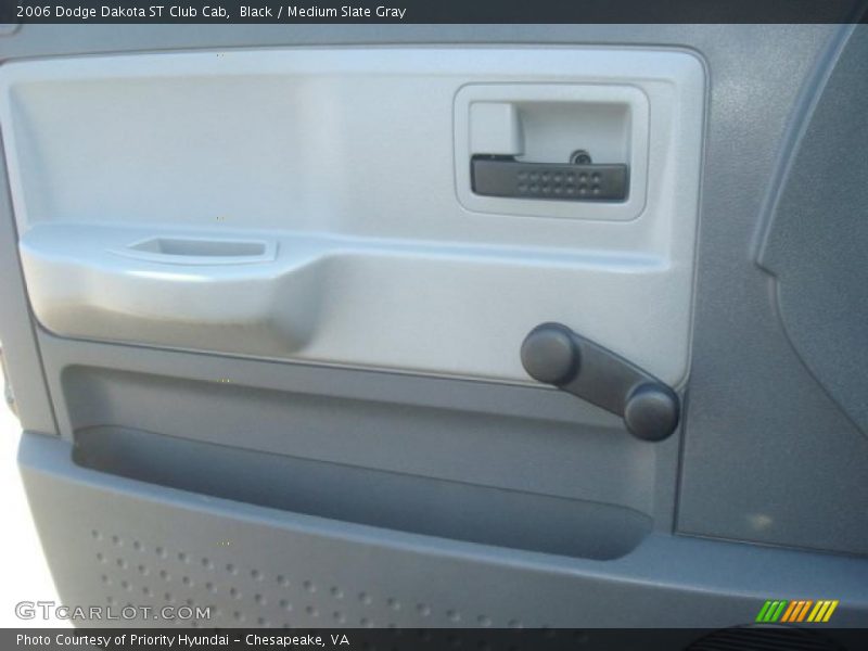 Black / Medium Slate Gray 2006 Dodge Dakota ST Club Cab