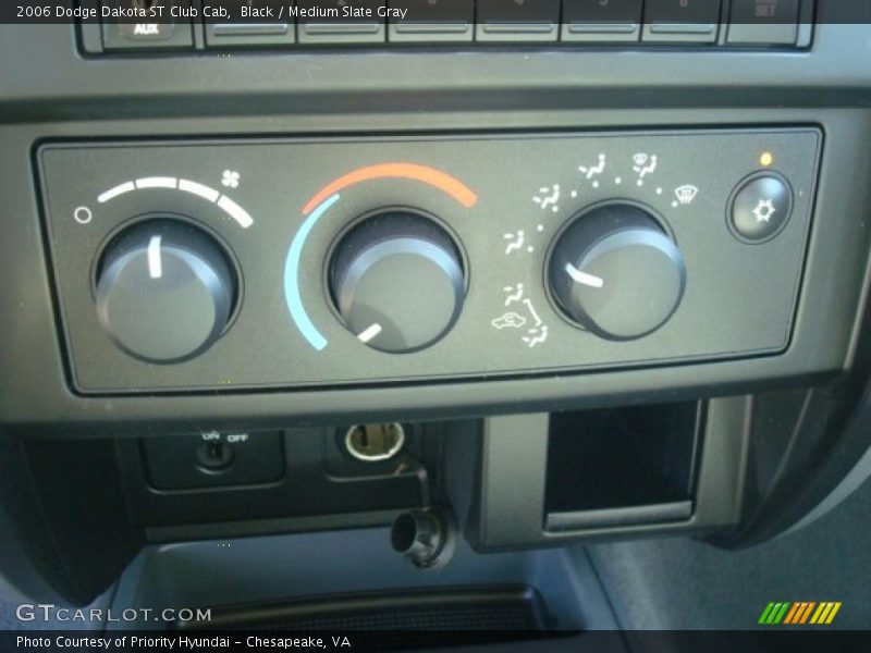 Black / Medium Slate Gray 2006 Dodge Dakota ST Club Cab