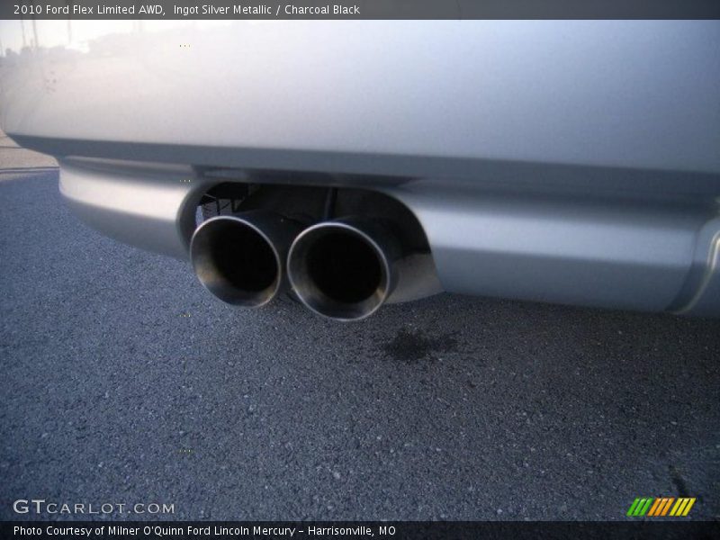 Ingot Silver Metallic / Charcoal Black 2010 Ford Flex Limited AWD