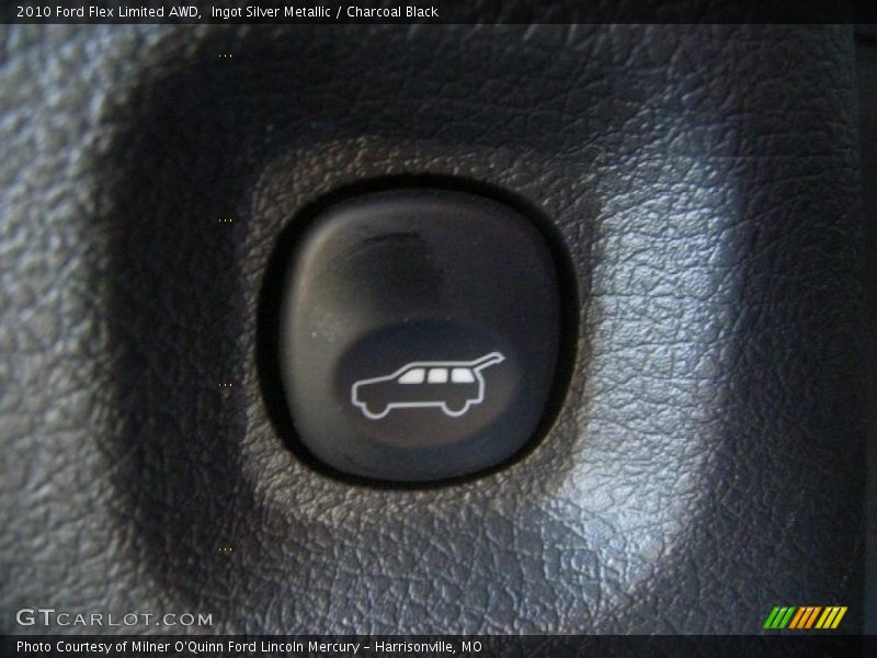 Ingot Silver Metallic / Charcoal Black 2010 Ford Flex Limited AWD