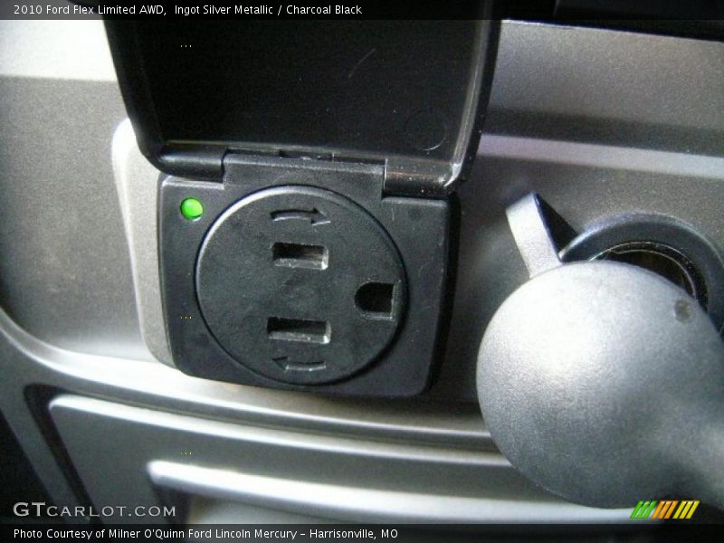 Ingot Silver Metallic / Charcoal Black 2010 Ford Flex Limited AWD