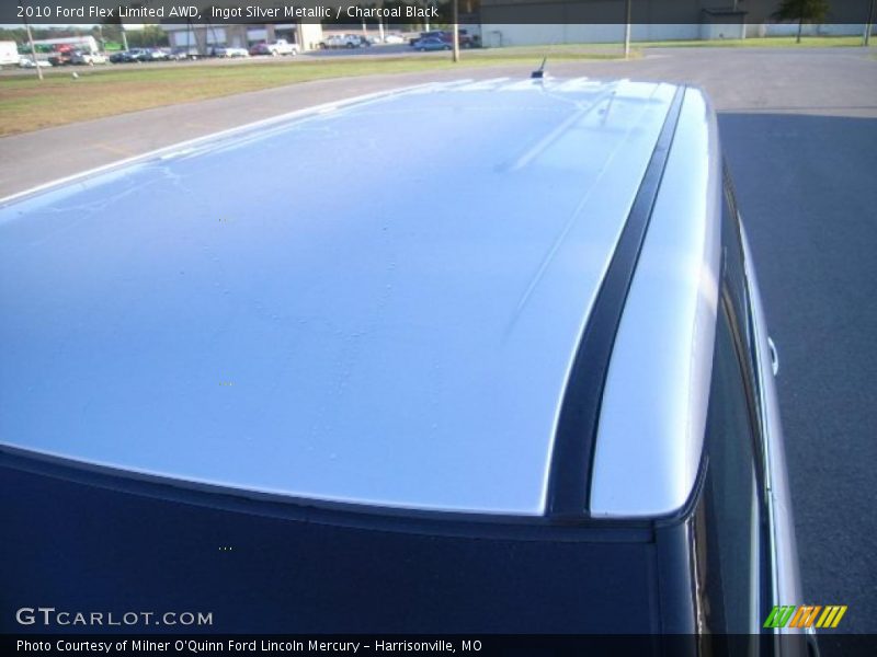 Ingot Silver Metallic / Charcoal Black 2010 Ford Flex Limited AWD