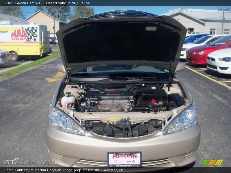 Desert Sand Mica / Taupe 2005 Toyota Camry LE