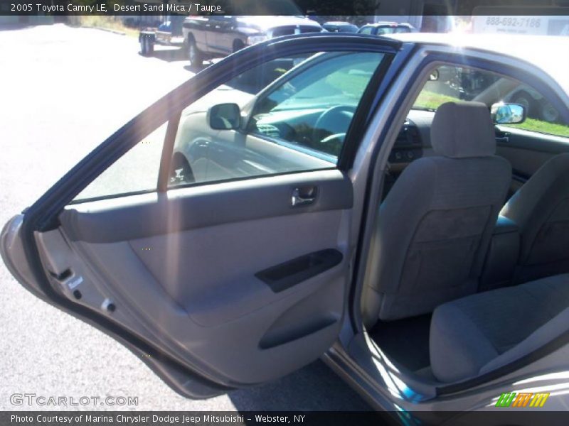 Desert Sand Mica / Taupe 2005 Toyota Camry LE