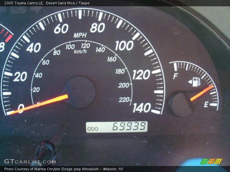 Desert Sand Mica / Taupe 2005 Toyota Camry LE