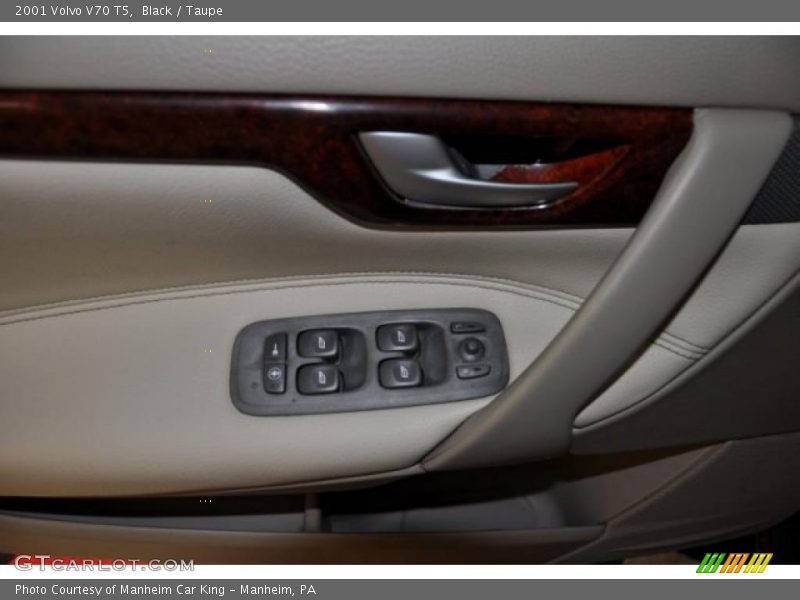 Black / Taupe 2001 Volvo V70 T5