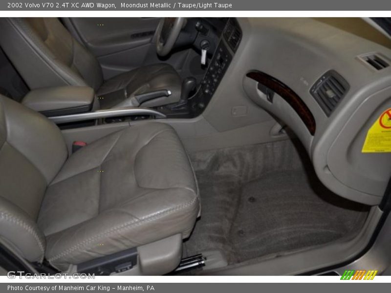 Moondust Metallic / Taupe/Light Taupe 2002 Volvo V70 2.4T XC AWD Wagon