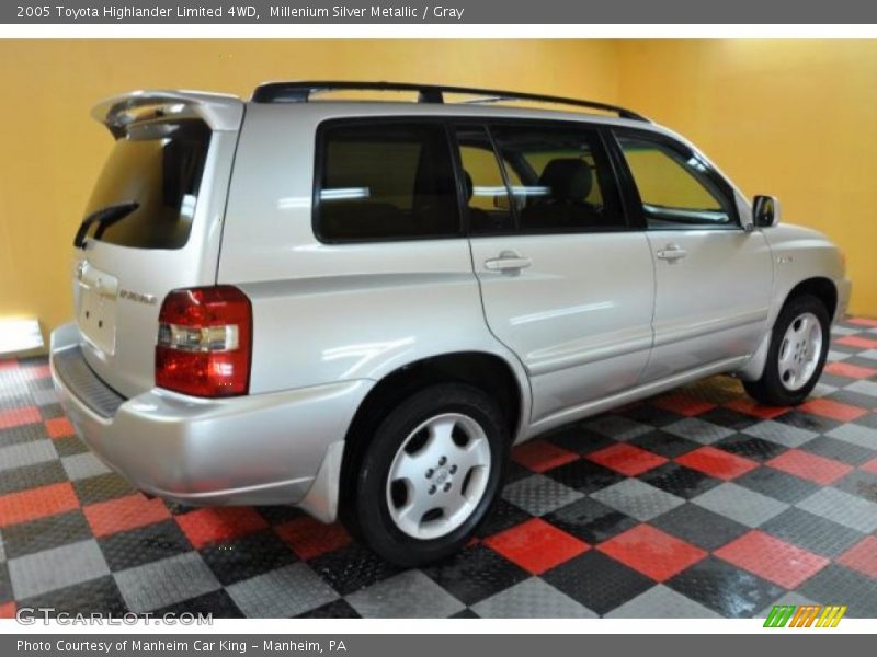 Millenium Silver Metallic / Gray 2005 Toyota Highlander Limited 4WD