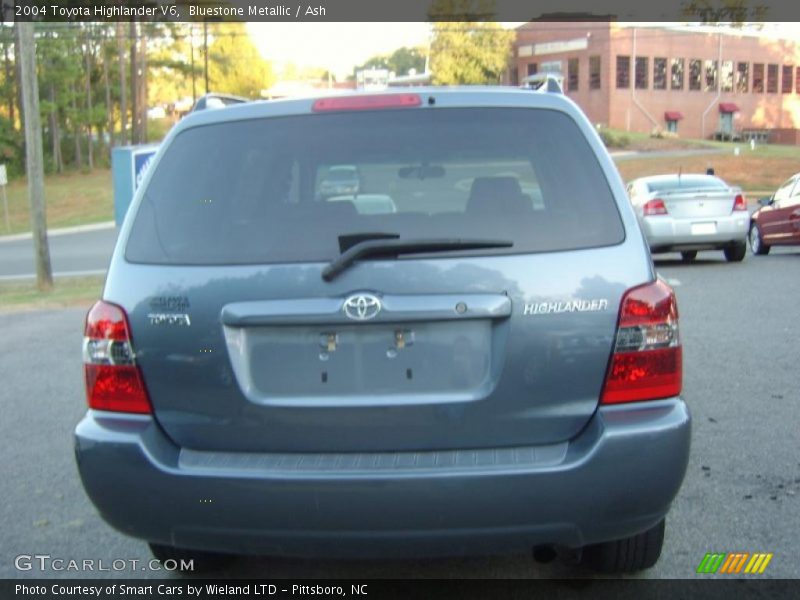 Bluestone Metallic / Ash 2004 Toyota Highlander V6