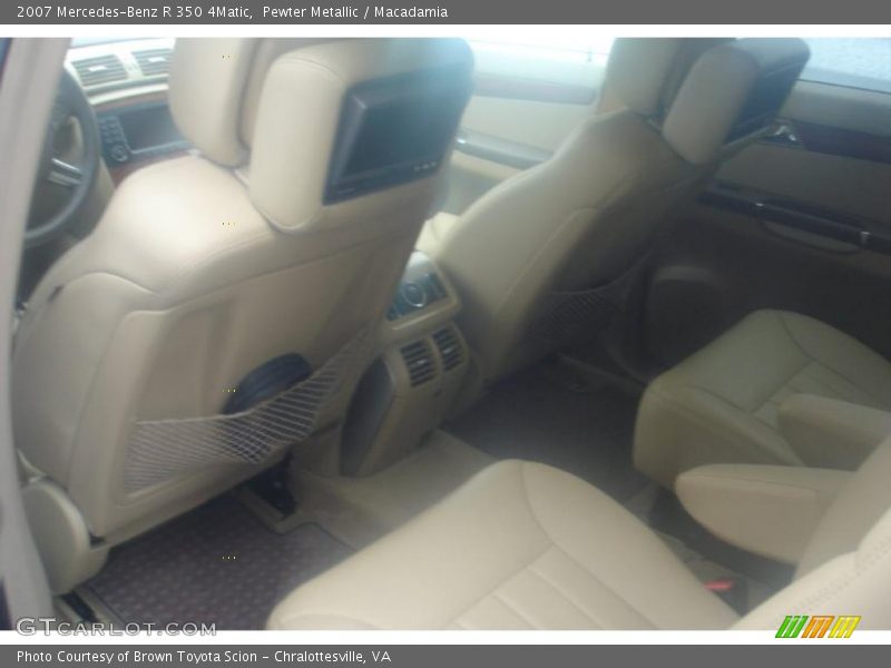 Pewter Metallic / Macadamia 2007 Mercedes-Benz R 350 4Matic