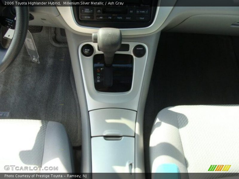 Millenium Silver Metallic / Ash Gray 2006 Toyota Highlander Hybrid