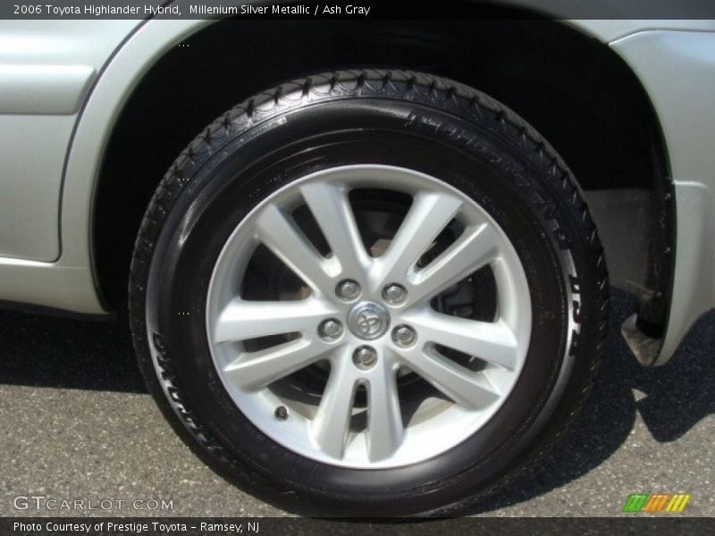 Millenium Silver Metallic / Ash Gray 2006 Toyota Highlander Hybrid
