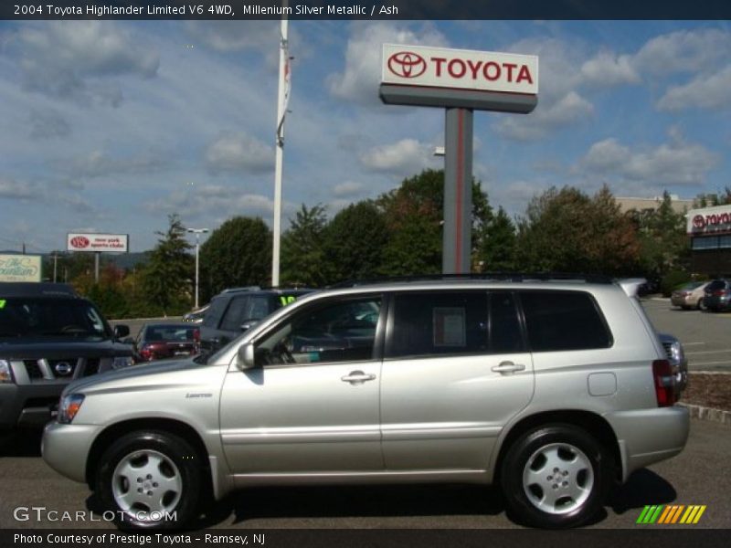 Millenium Silver Metallic / Ash 2004 Toyota Highlander Limited V6 4WD