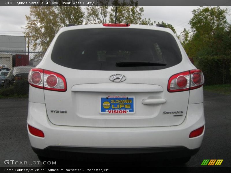 Pearl White / Gray 2010 Hyundai Santa Fe GLS 4WD