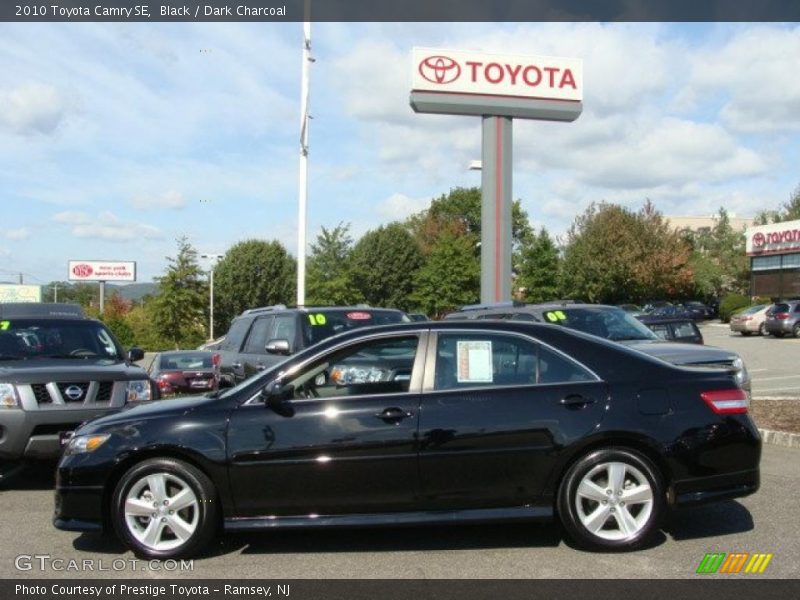 Black / Dark Charcoal 2010 Toyota Camry SE