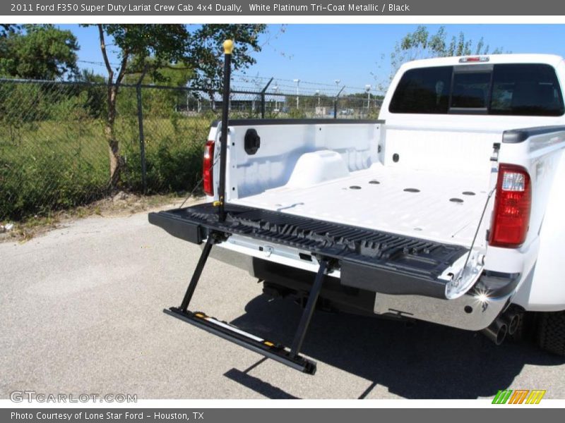 White Platinum Tri-Coat Metallic / Black 2011 Ford F350 Super Duty Lariat Crew Cab 4x4 Dually