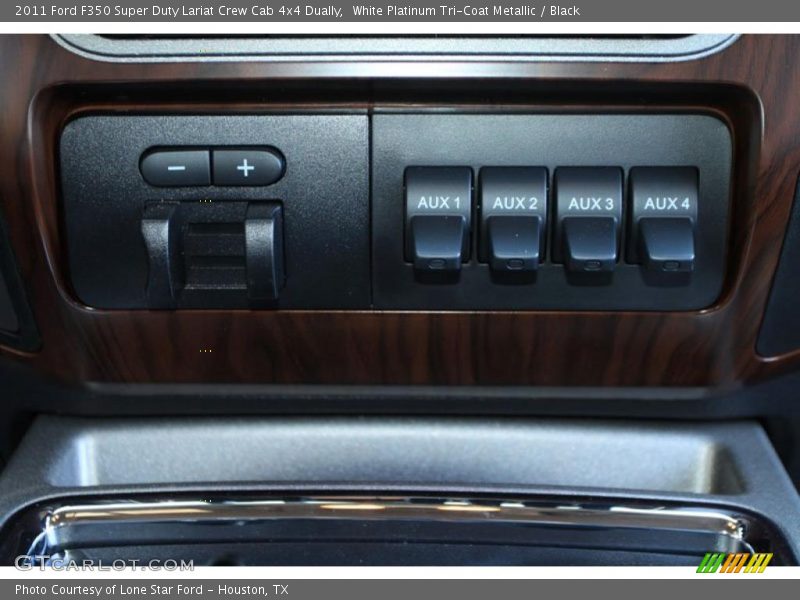 White Platinum Tri-Coat Metallic / Black 2011 Ford F350 Super Duty Lariat Crew Cab 4x4 Dually