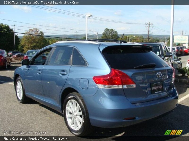 Tropical Sea Metallic / Gray 2010 Toyota Venza AWD