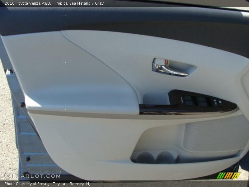 Tropical Sea Metallic / Gray 2010 Toyota Venza AWD