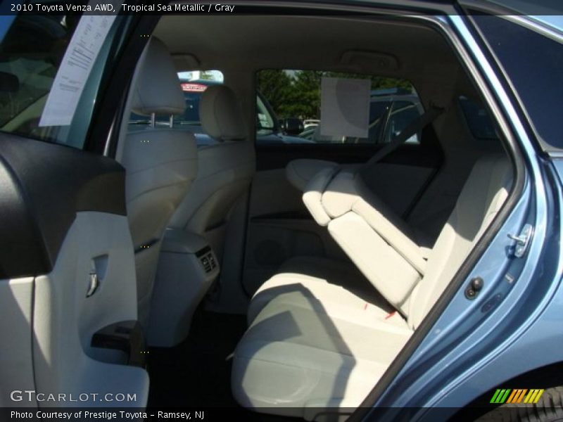 Tropical Sea Metallic / Gray 2010 Toyota Venza AWD