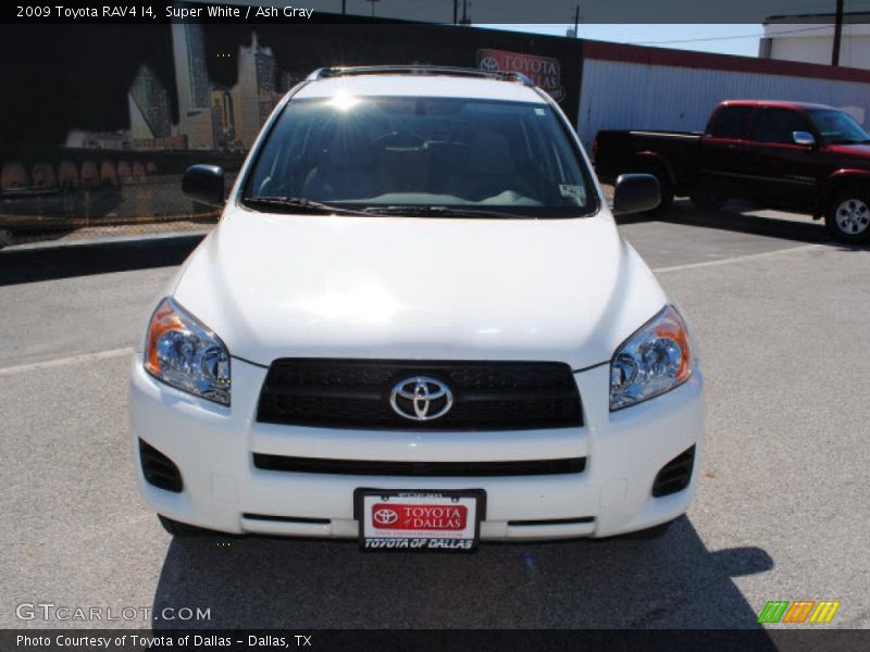 Super White / Ash Gray 2009 Toyota RAV4 I4