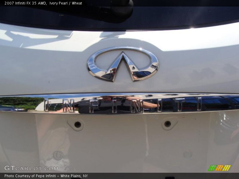 Ivory Pearl / Wheat 2007 Infiniti FX 35 AWD
