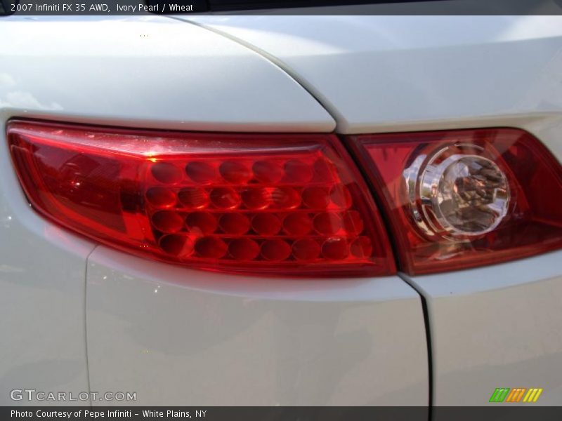 Ivory Pearl / Wheat 2007 Infiniti FX 35 AWD