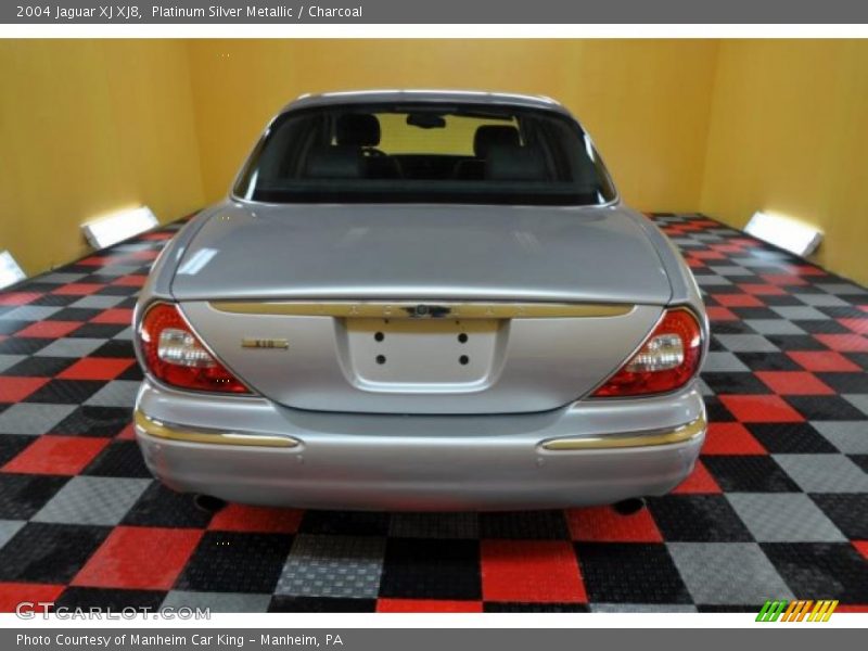 Platinum Silver Metallic / Charcoal 2004 Jaguar XJ XJ8