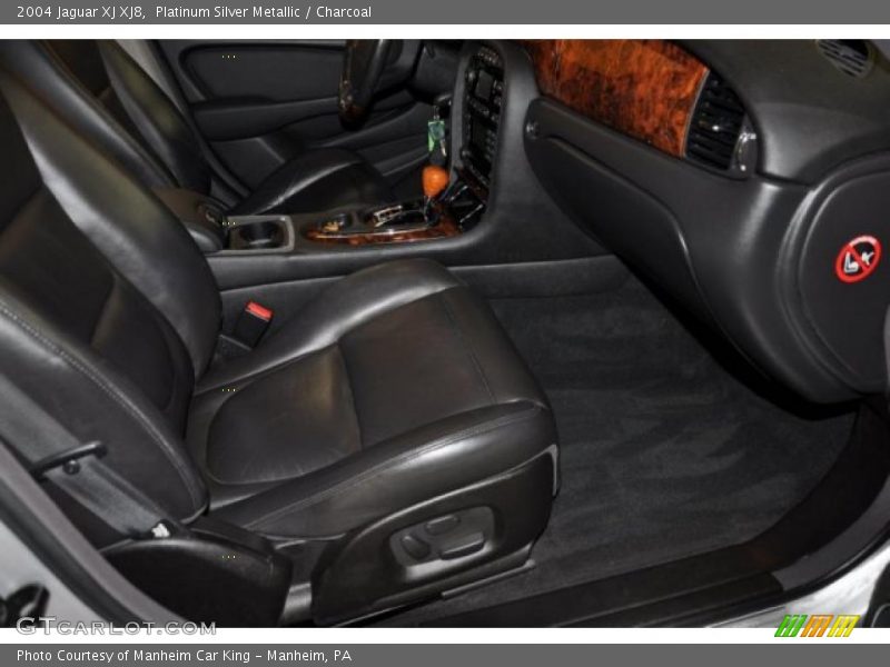 Platinum Silver Metallic / Charcoal 2004 Jaguar XJ XJ8