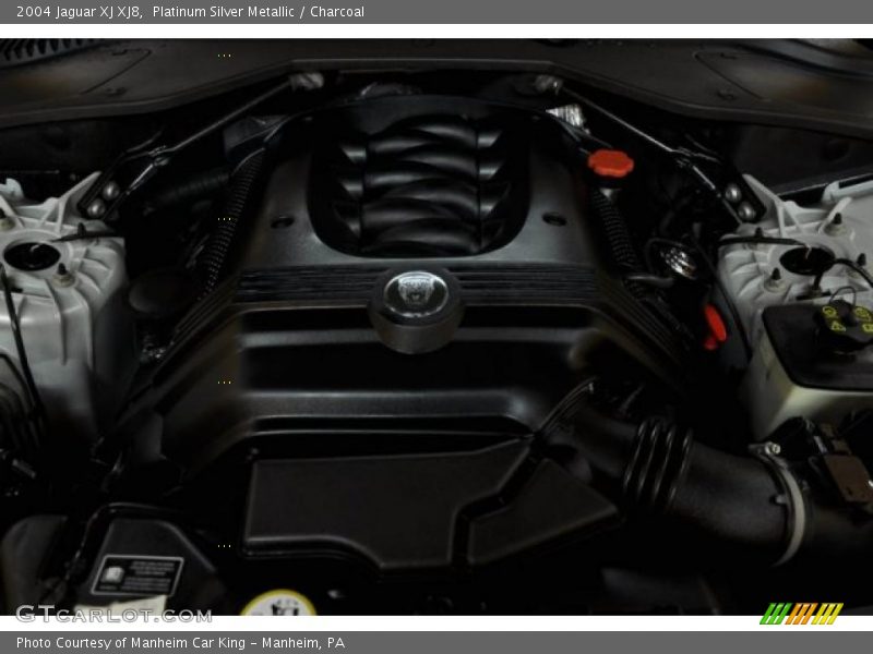Platinum Silver Metallic / Charcoal 2004 Jaguar XJ XJ8
