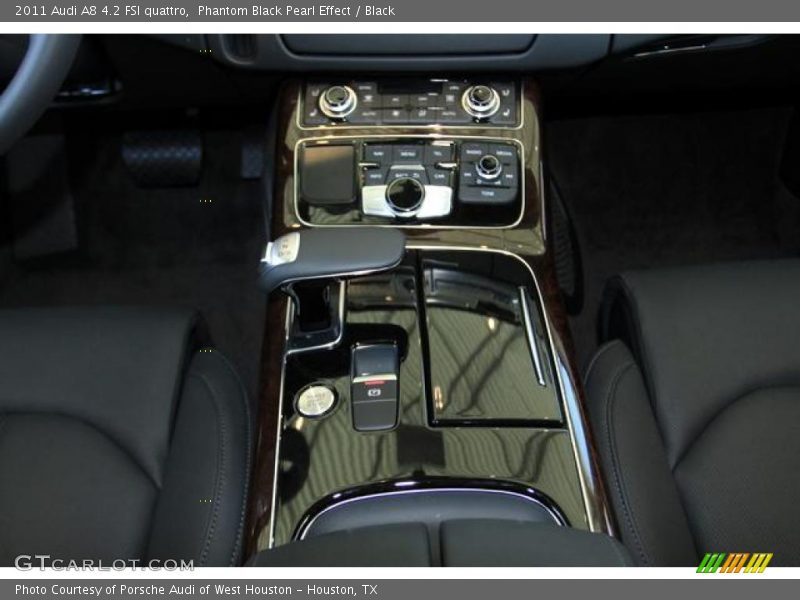 Phantom Black Pearl Effect / Black 2011 Audi A8 4.2 FSI quattro
