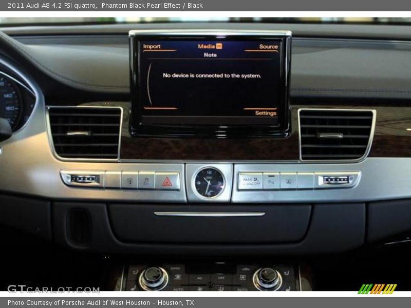 Phantom Black Pearl Effect / Black 2011 Audi A8 4.2 FSI quattro