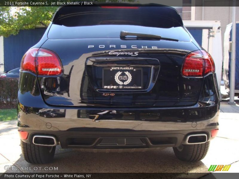 Jet Black Metallic / Black 2011 Porsche Cayenne S