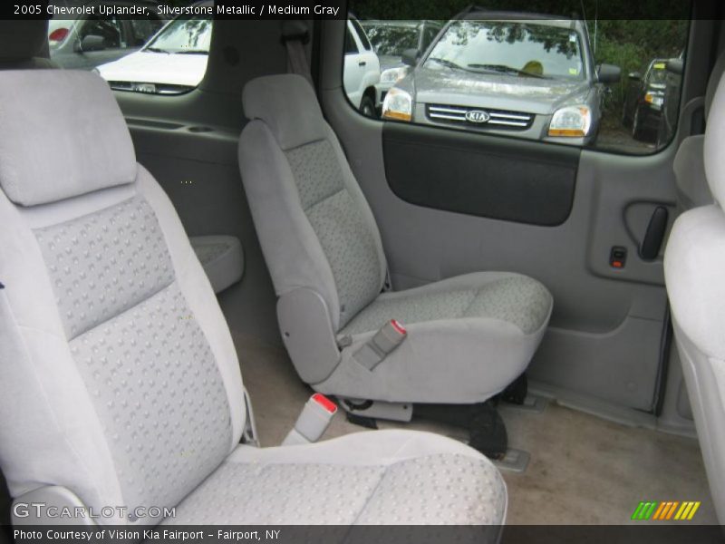 Silverstone Metallic / Medium Gray 2005 Chevrolet Uplander