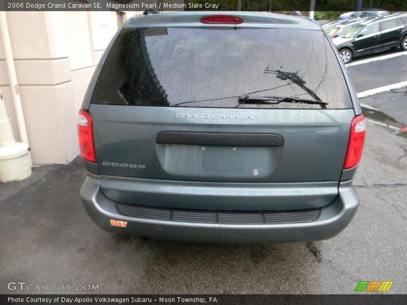 Magnesium Pearl / Medium Slate Gray 2006 Dodge Grand Caravan SE