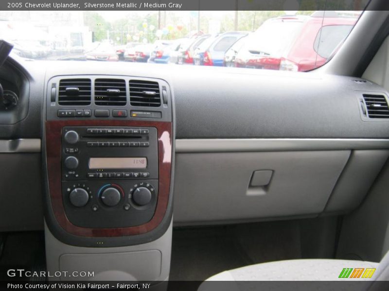 Silverstone Metallic / Medium Gray 2005 Chevrolet Uplander