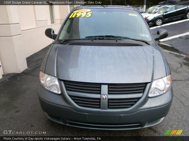 Magnesium Pearl / Medium Slate Gray 2006 Dodge Grand Caravan SE