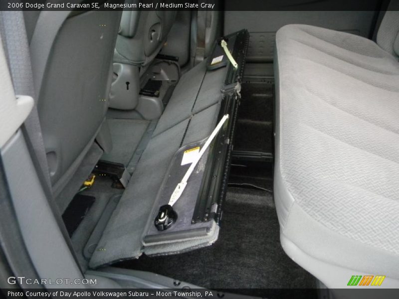 Magnesium Pearl / Medium Slate Gray 2006 Dodge Grand Caravan SE