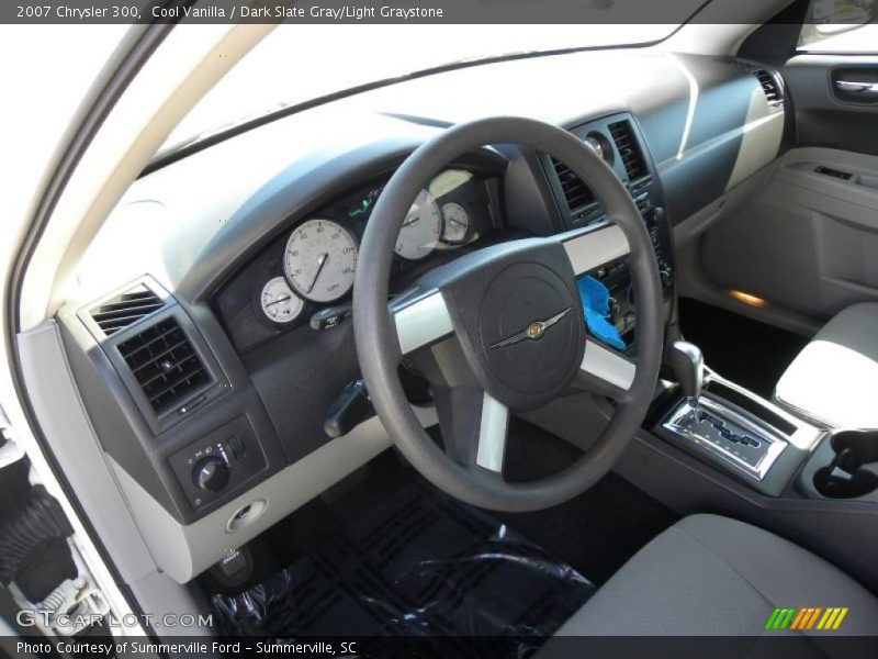 Cool Vanilla / Dark Slate Gray/Light Graystone 2007 Chrysler 300